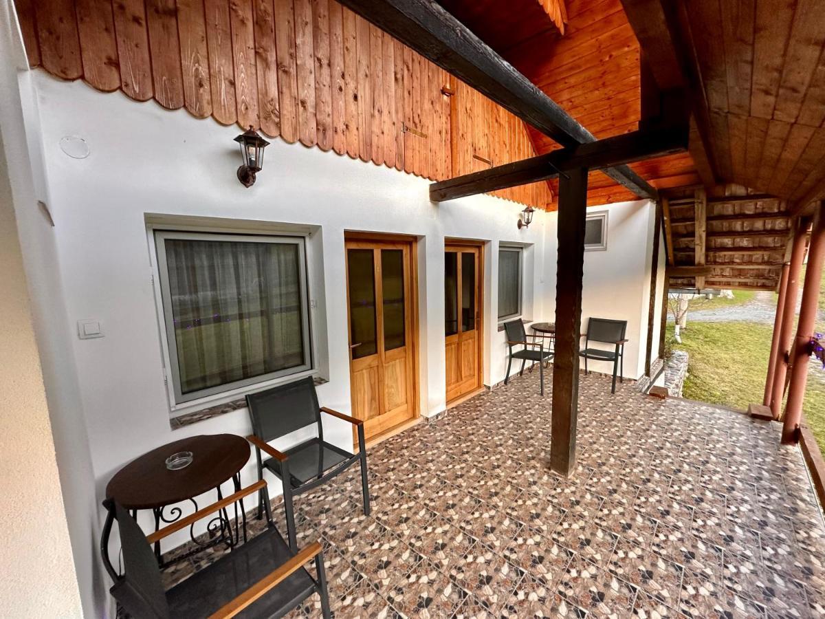 Hotel Casa Aurelia à Chiscau Extérieur photo