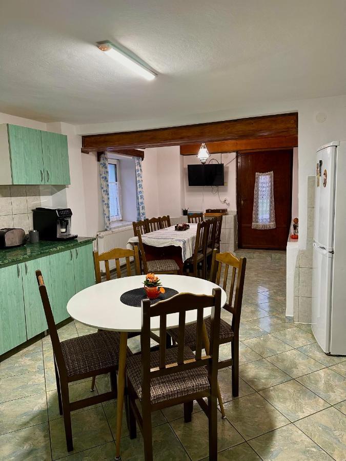 Hotel Casa Aurelia à Chiscau Extérieur photo